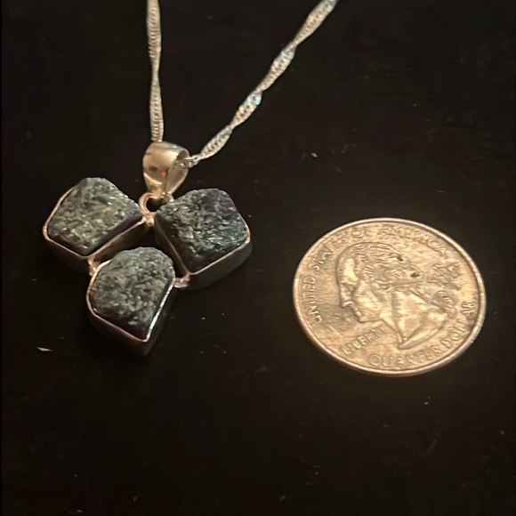 925 STERLING RUBY ZOISITE NECKLACE. 18in - Picture 6 of 7